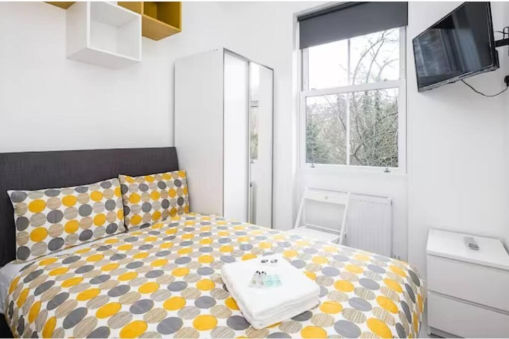 Great Location Service And Stay Double Ensuite Room With Shared Kitchen- 5Mins Walk From Tufnell Park Londra Esterno foto